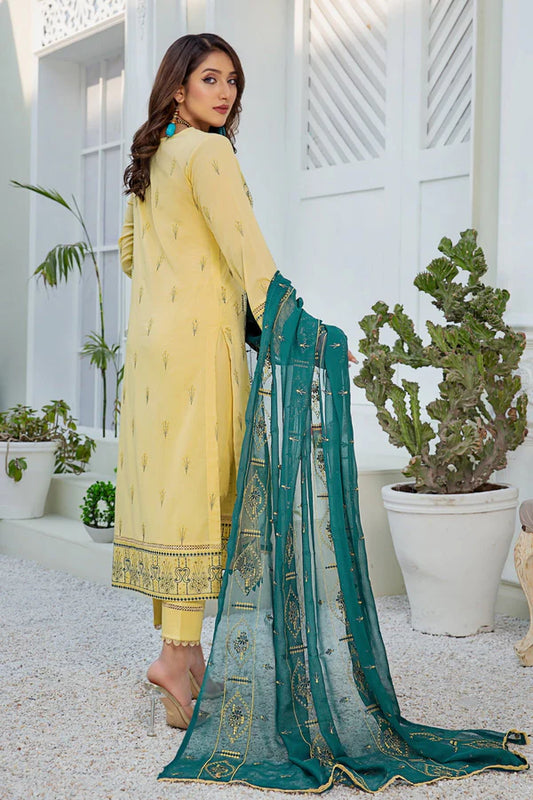 MILLI BLUSH TR-05 : Embroidered Swiss Lawn 3PC